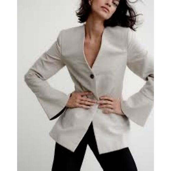 CO Clay Gray Collarless Flare Cuff V-Neckline Single Button Solo-Breasted Jacket - Picture 2 of 12